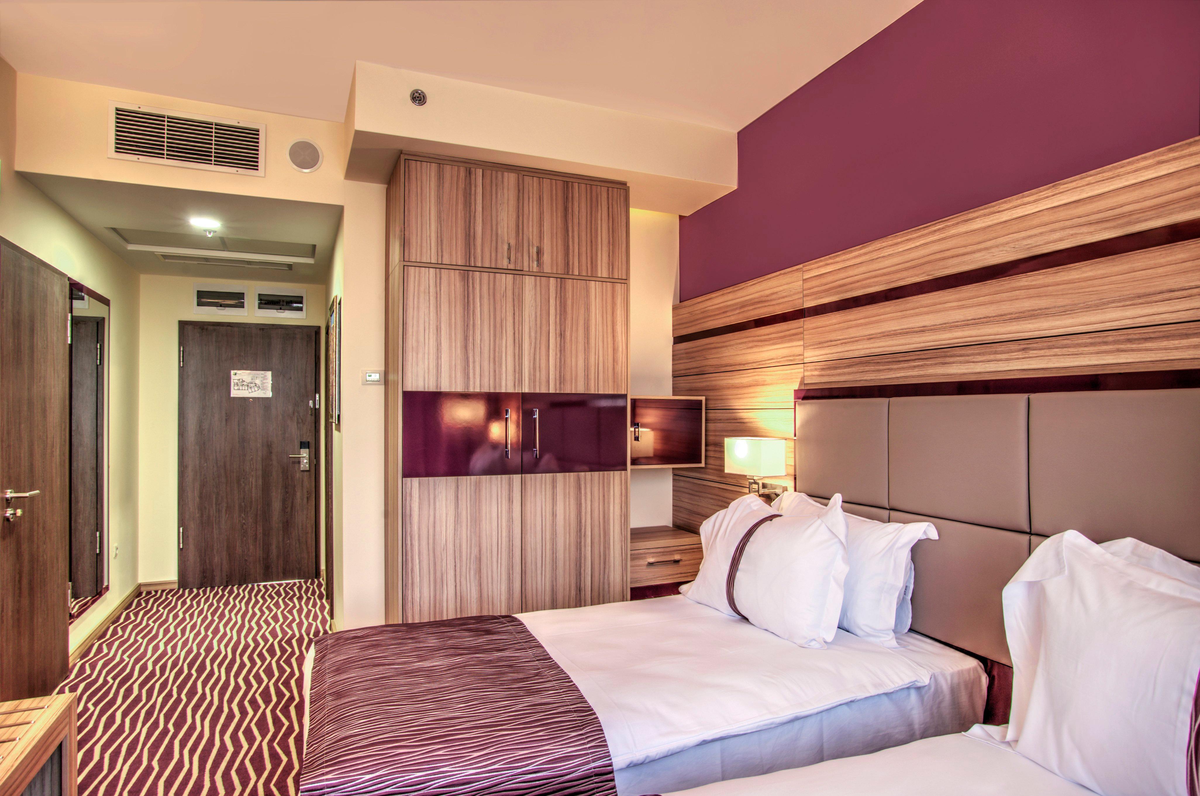 Holiday Inn Plovdiv By Ihg Bagian luar foto