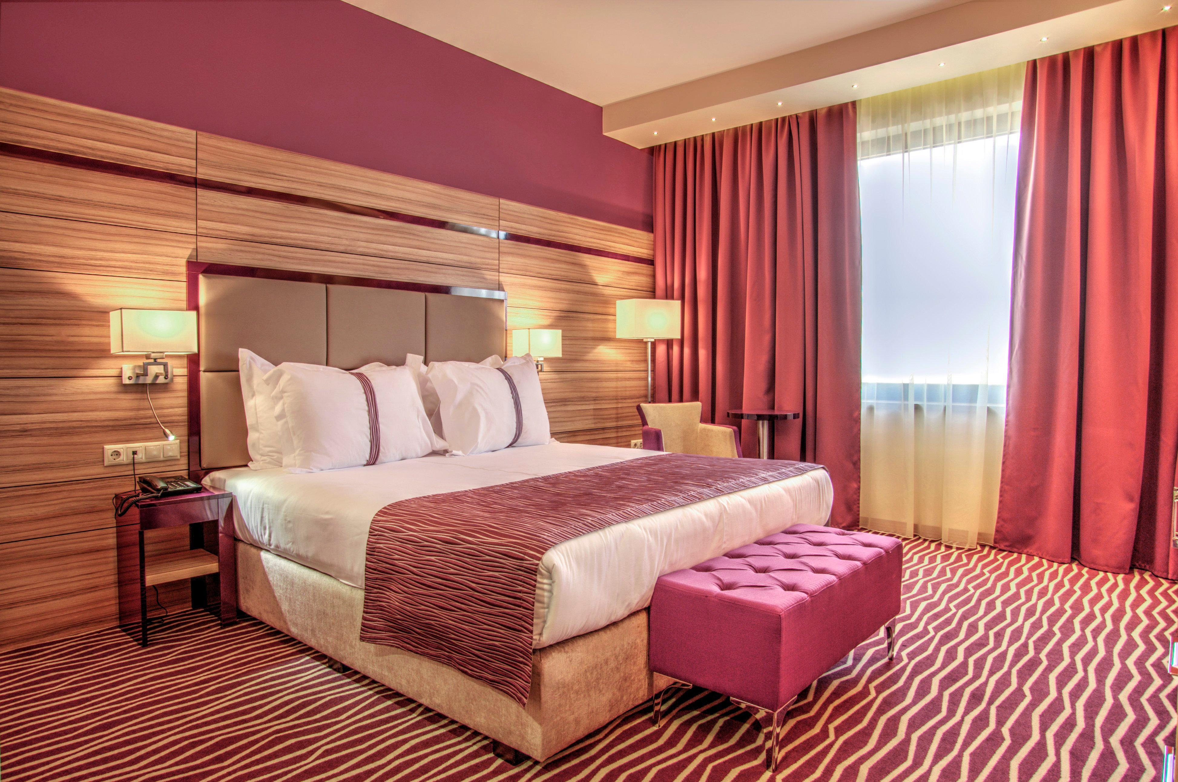 Holiday Inn Plovdiv By Ihg Bagian luar foto