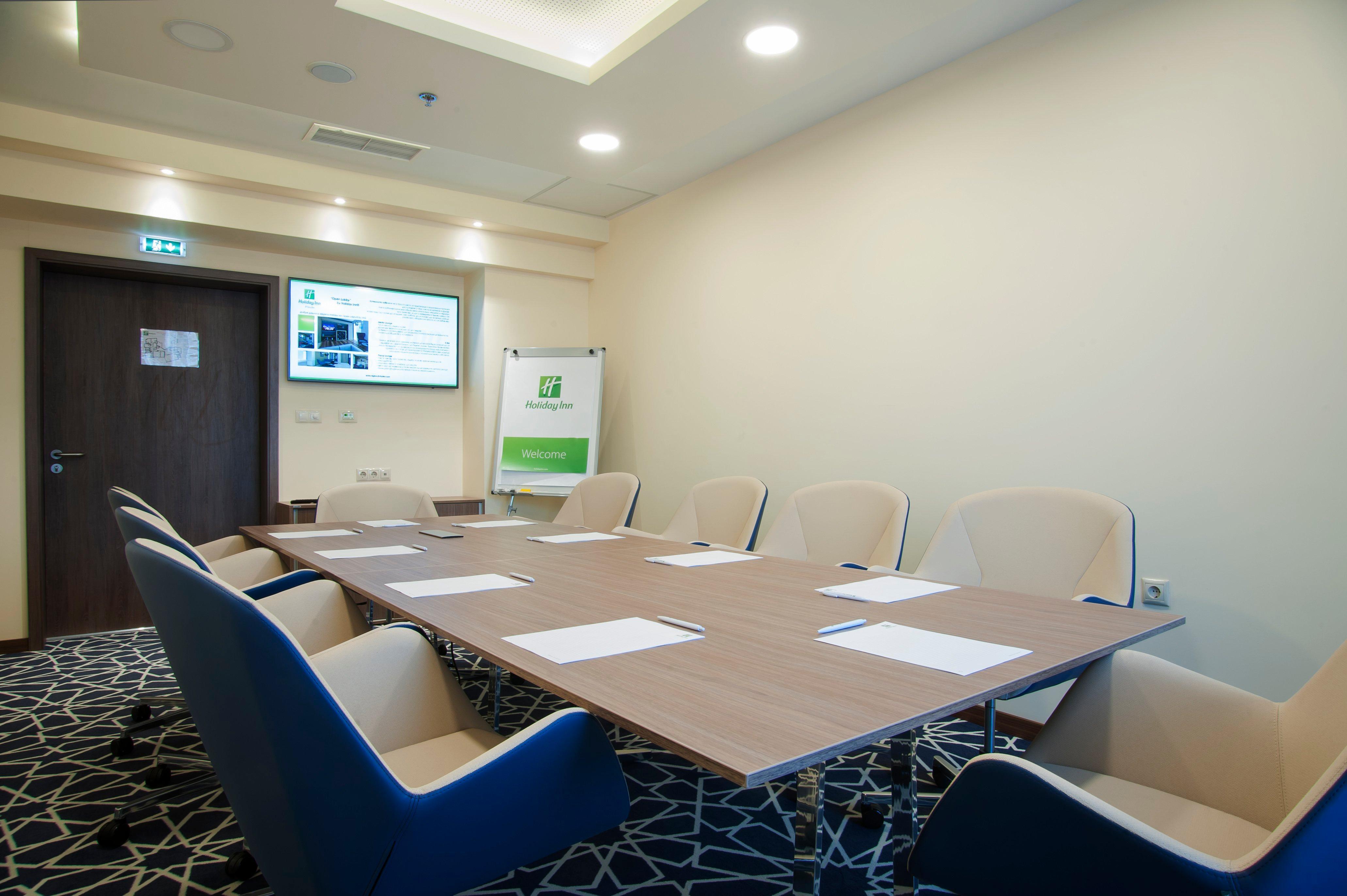 Holiday Inn Plovdiv By Ihg Bagian luar foto