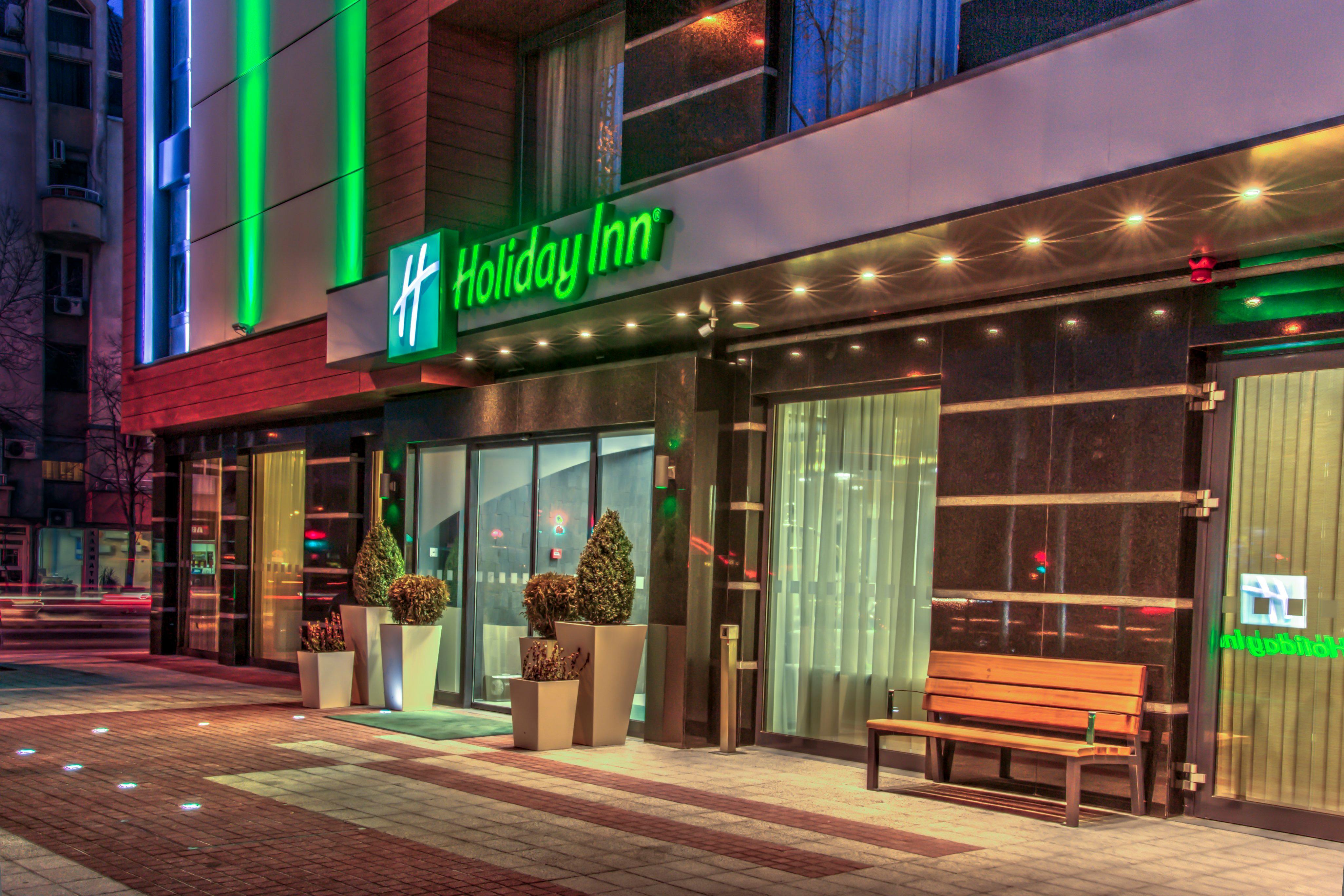 Holiday Inn Plovdiv By Ihg Bagian luar foto