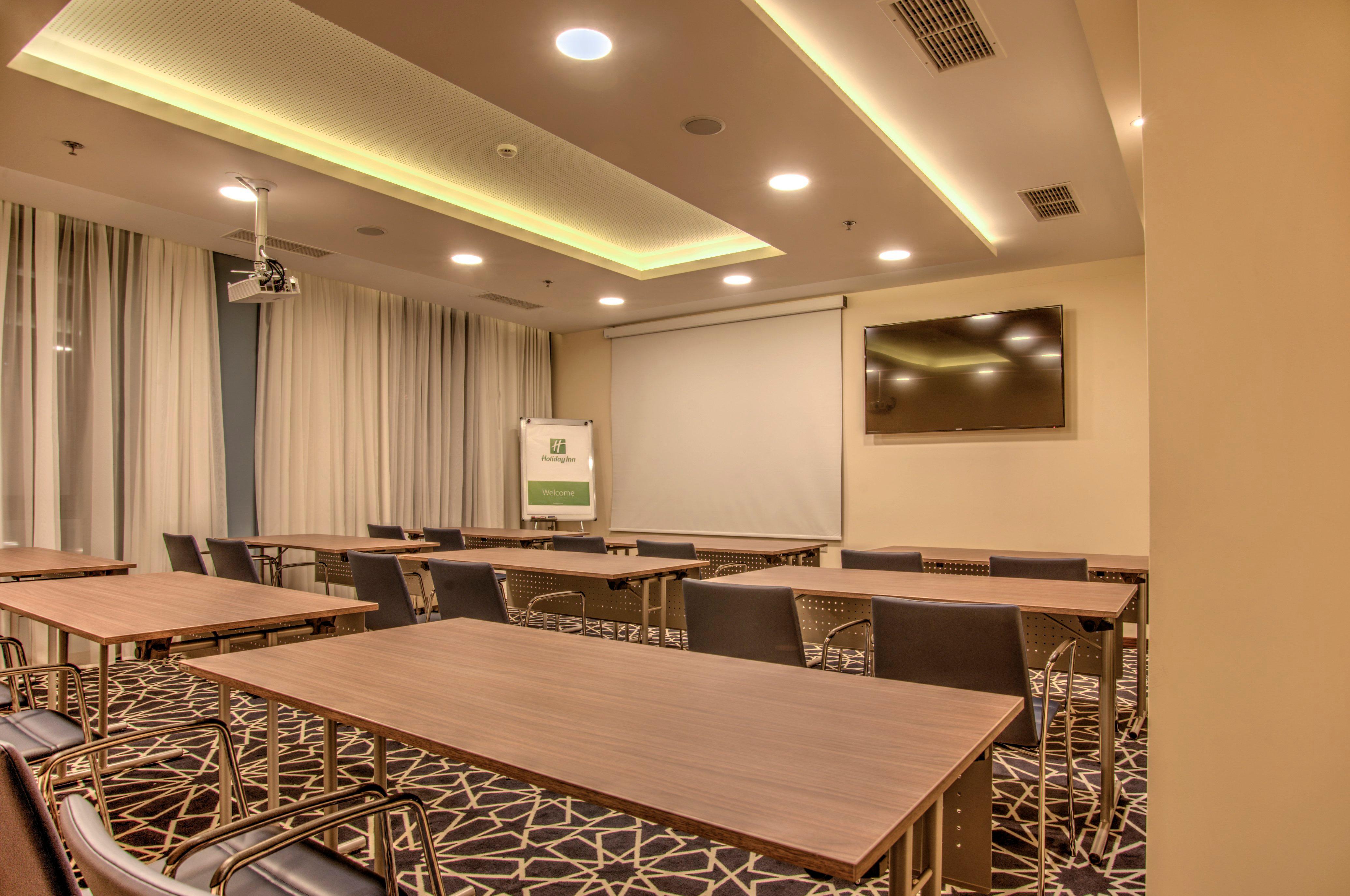 Holiday Inn Plovdiv By Ihg Bagian luar foto