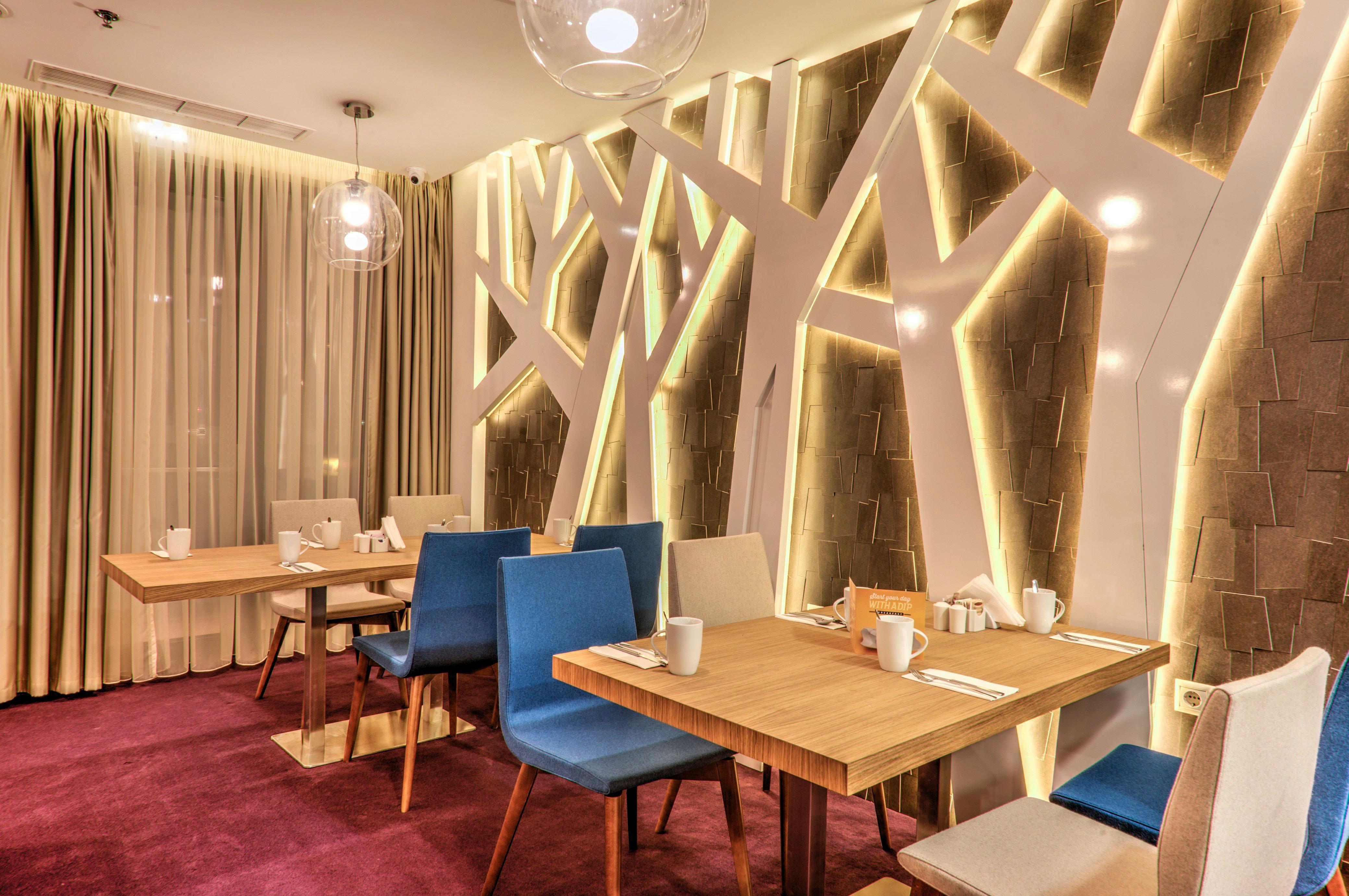 Holiday Inn Plovdiv By Ihg Bagian luar foto