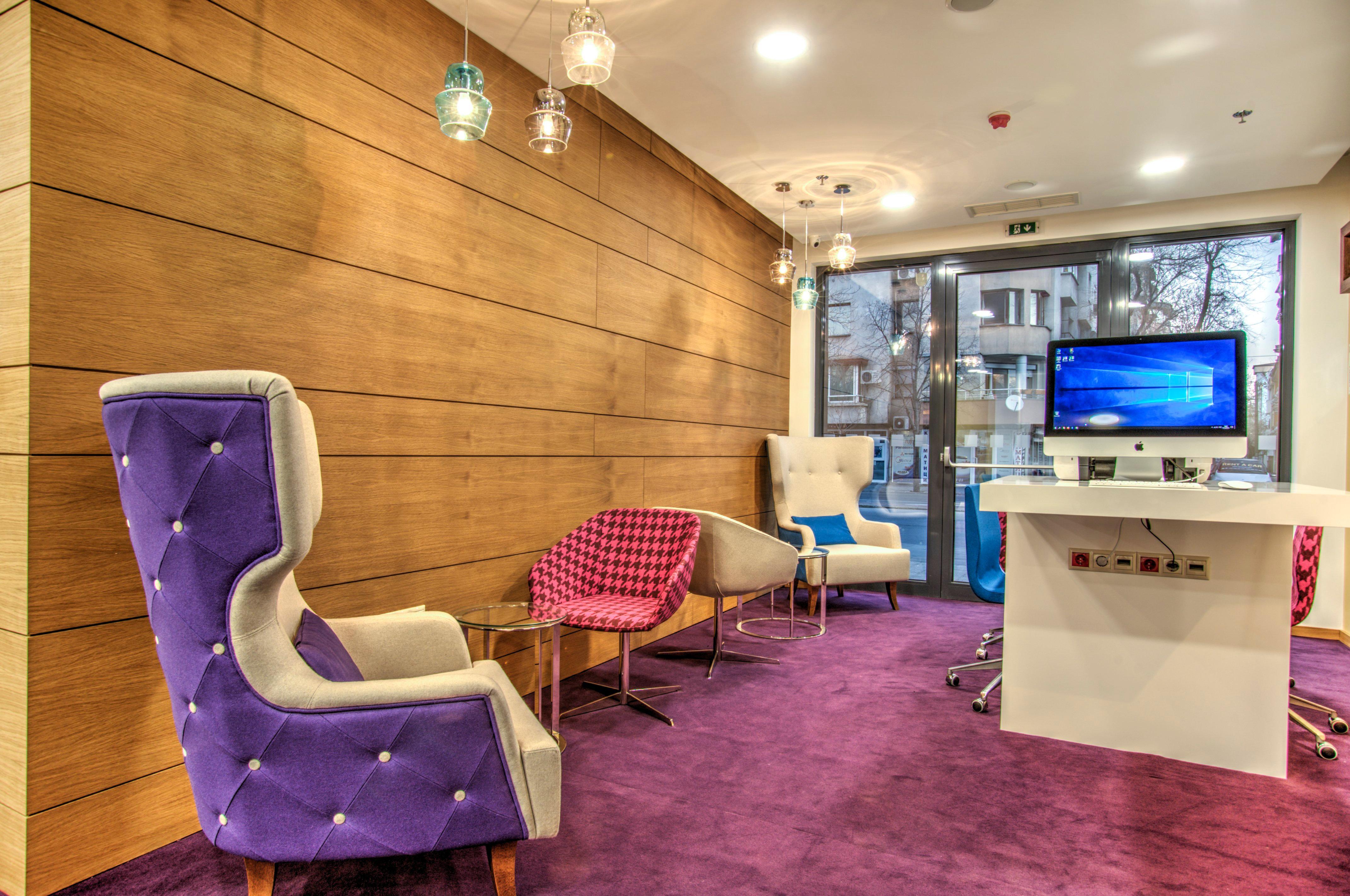 Holiday Inn Plovdiv By Ihg Bagian luar foto